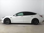 Tesla Model 3 - fotka číslo 2