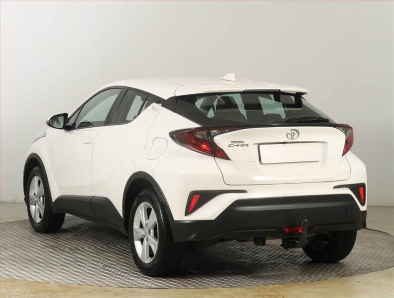 Toyota C-HR - hlavní fotka