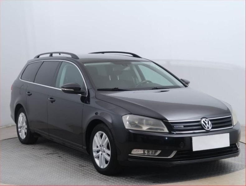 Volkswagen Passat - hlavní foto