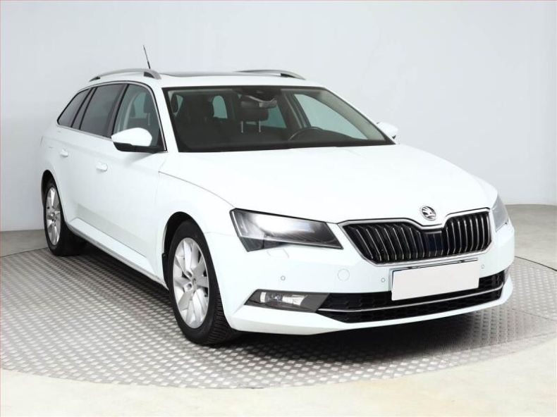 Škoda Superb - hlavní fotka inzerátu