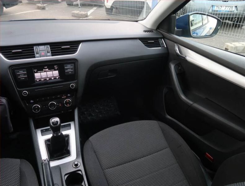 Škoda Octavia - hlavní fotka