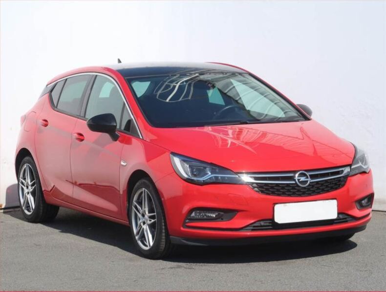 Opel Astra - hlavní foto