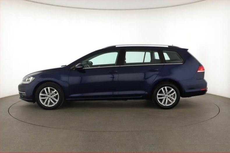 Volkswagen Golf - hlavní fotka