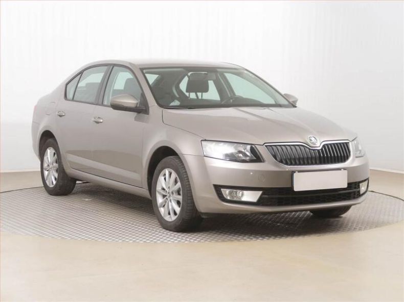 Škoda Octavia - hlavní foto