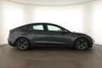 Tesla Model 3 - fotka číslo 5