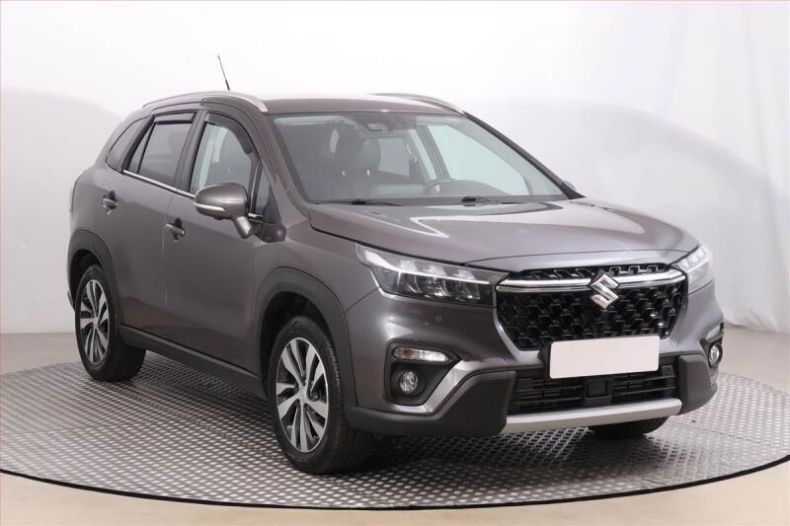 Suzuki SX4 - hlavní foto