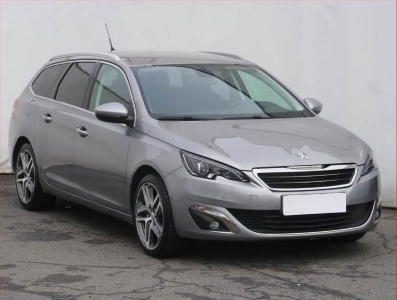 Peugeot 308 - hlavní foto