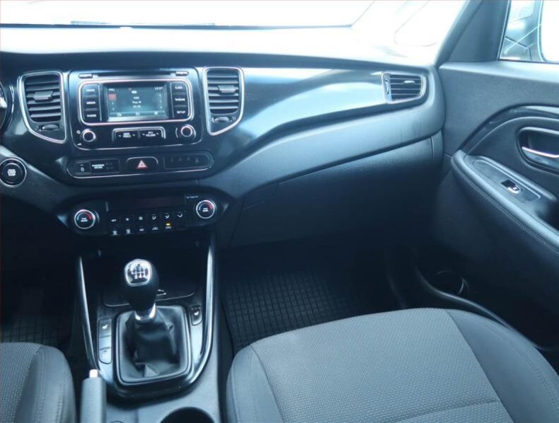 Kia Carens - hlavní fotka