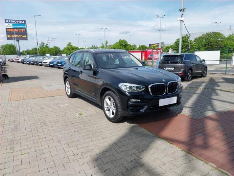BMW X3 - hlavní foto