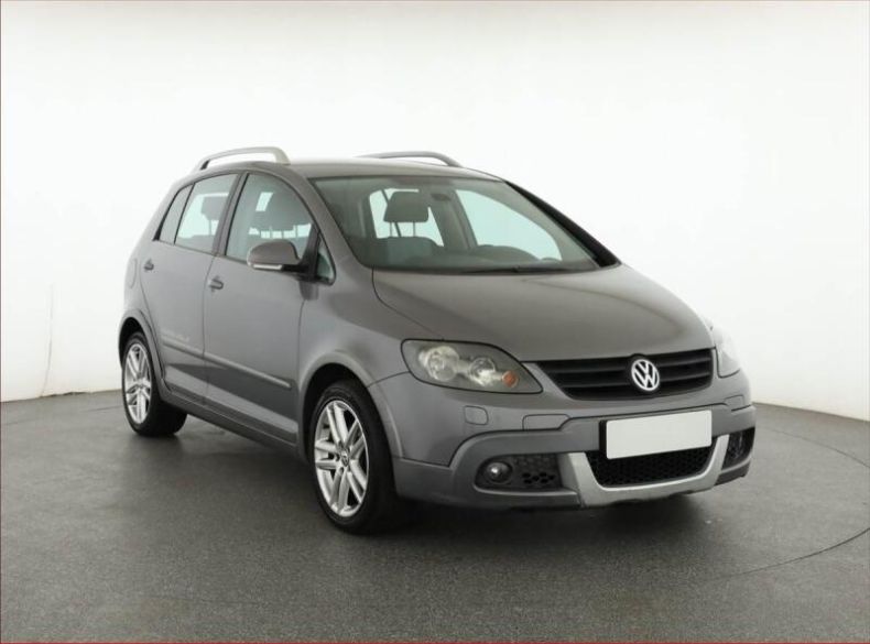 Volkswagen Golf - hlavní foto