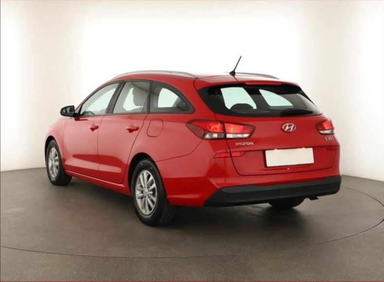 Hyundai i30 - hlavní fotka