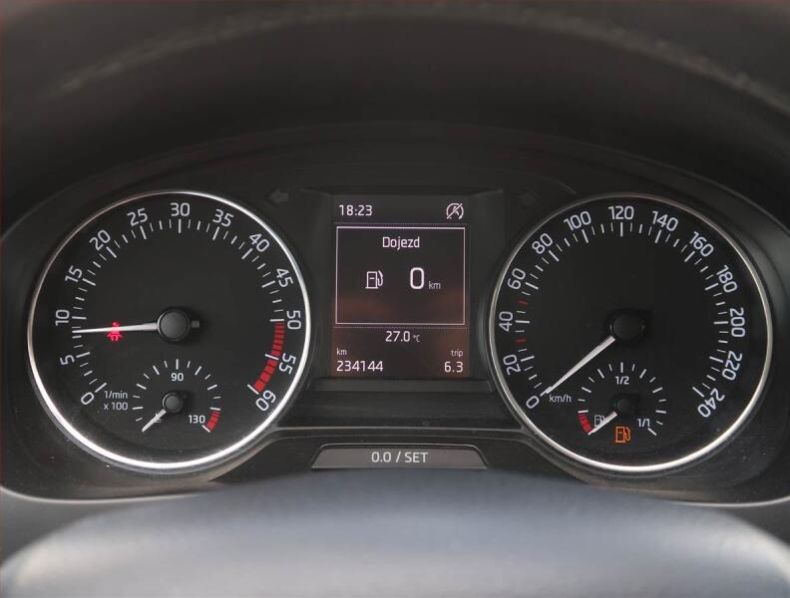 Škoda Rapid - hlavní fotka