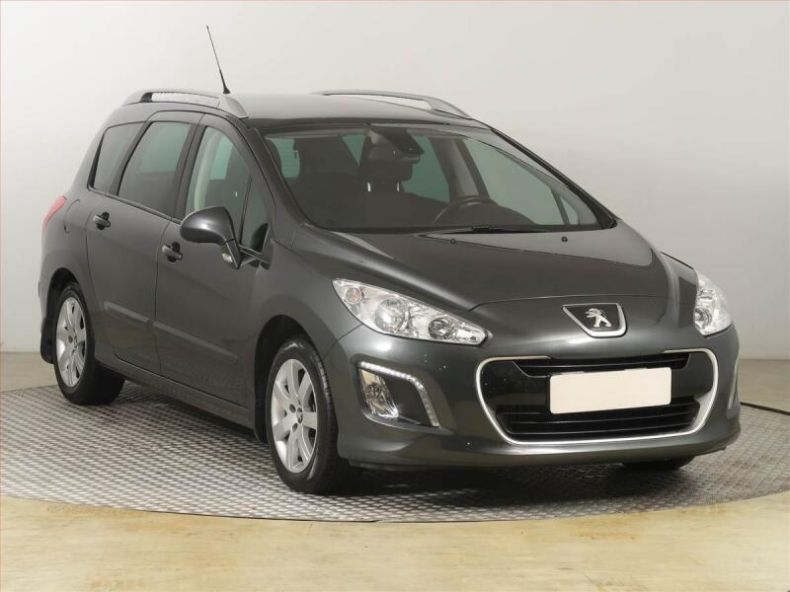 Peugeot 308 - hlavní fotka