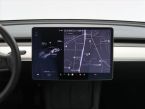 Tesla Model 3 - fotka číslo 10