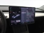 Tesla Model 3 - fotka číslo 18