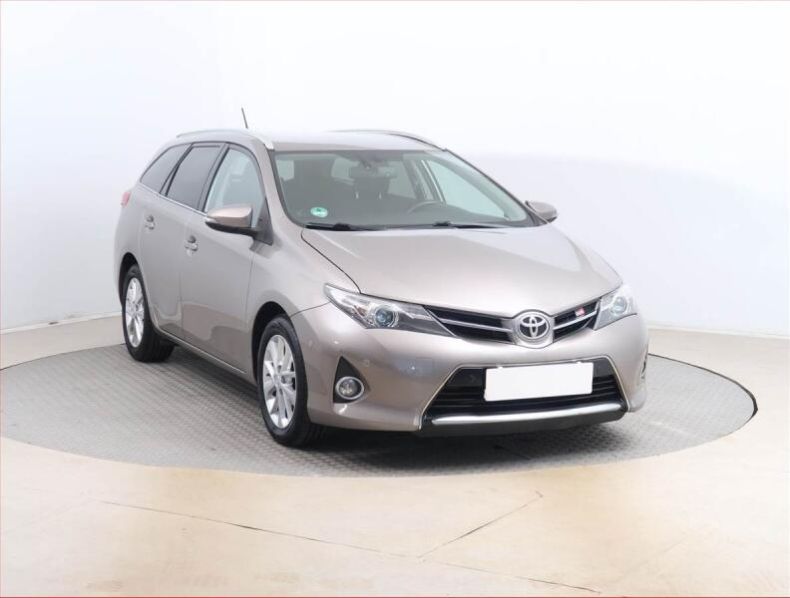 Toyota Auris - hlavní fotka inzerátu
