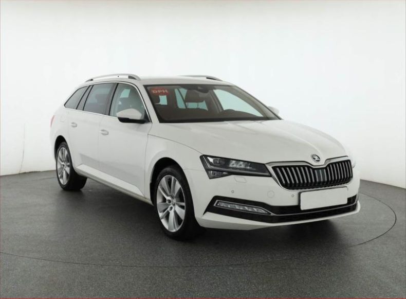 Škoda Superb - hlavní fotka