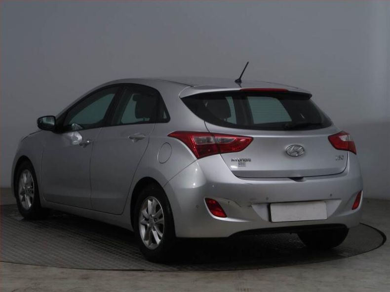 Hyundai i30 - hlavní fotka