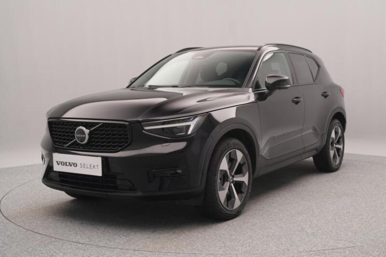 Volvo XC40 - hlavní foto