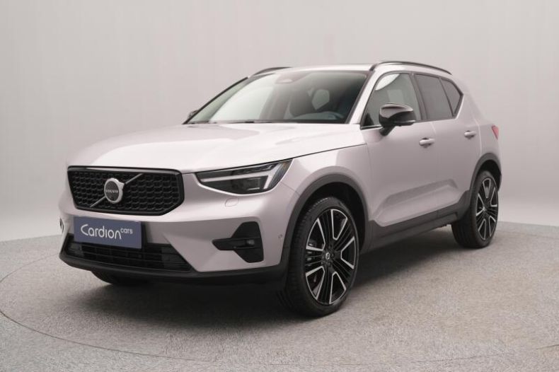 Volvo XC40 - hlavní foto