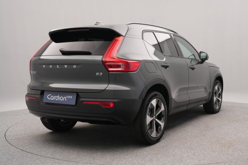 Volvo XC40 - hlavní fotka
