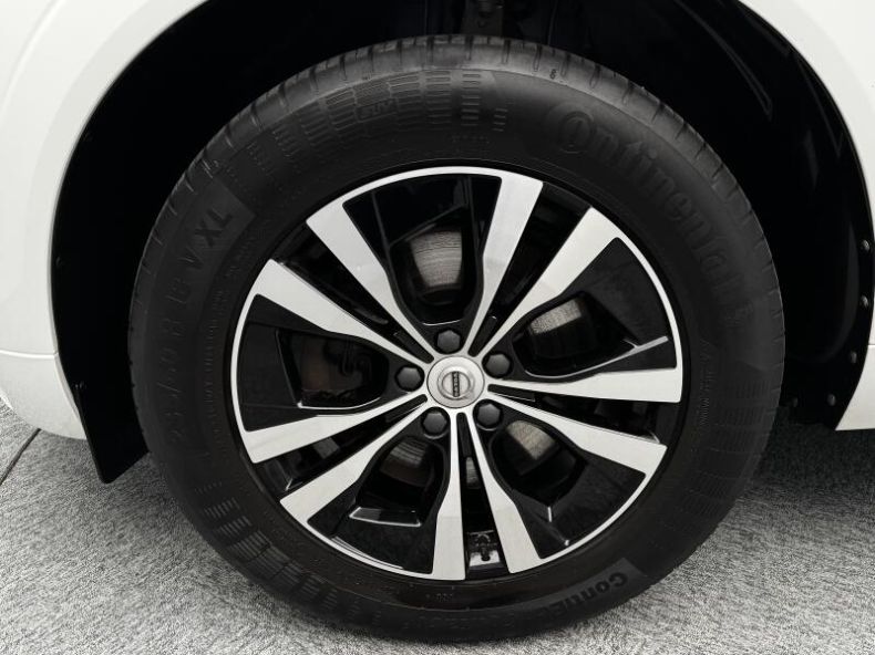 Volvo XC60 - hlavní fotka