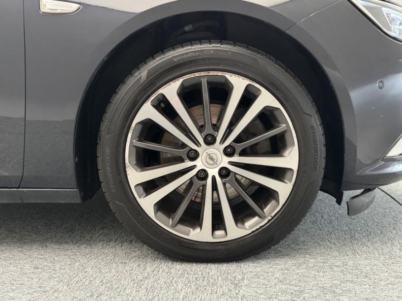 Opel Insignia - hlavní fotka