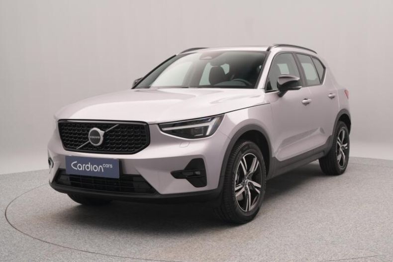 Volvo XC40 - hlavní foto