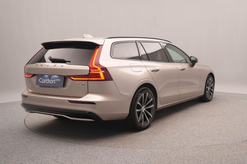 Volvo V60 - hlavní fotka