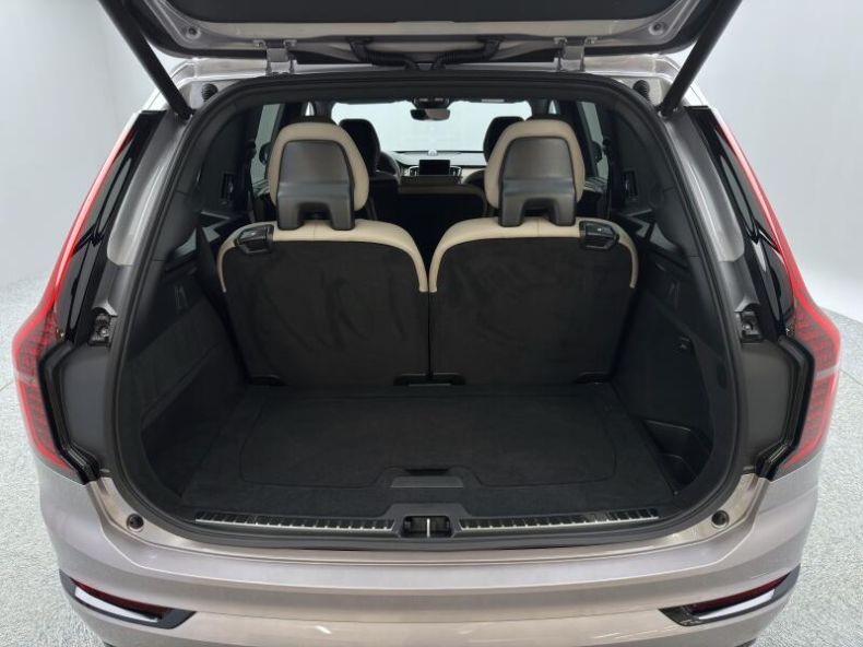 Volvo XC90 - hlavní fotka