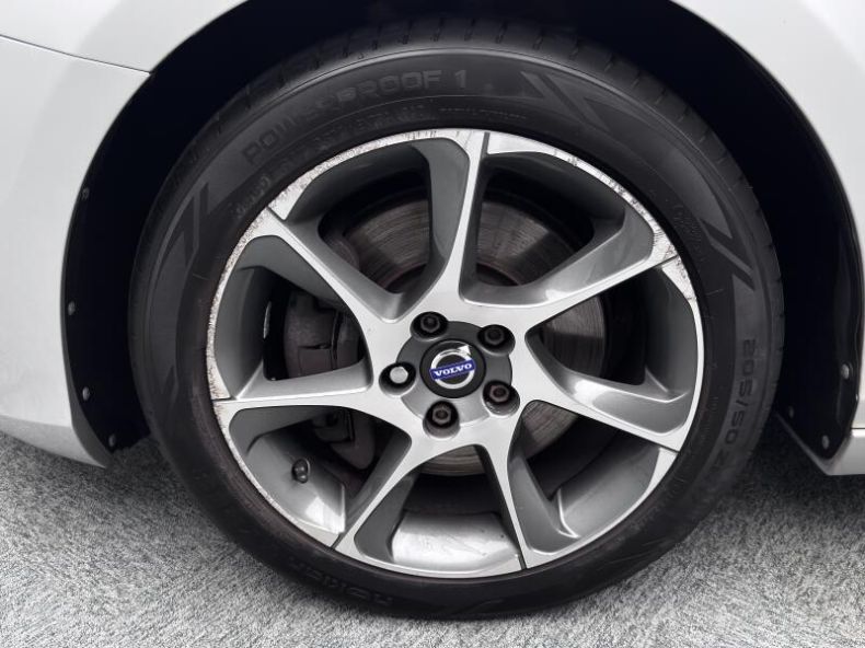Volvo V40 - hlavní fotka