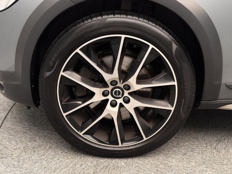 Volvo V90 - hlavní fotka