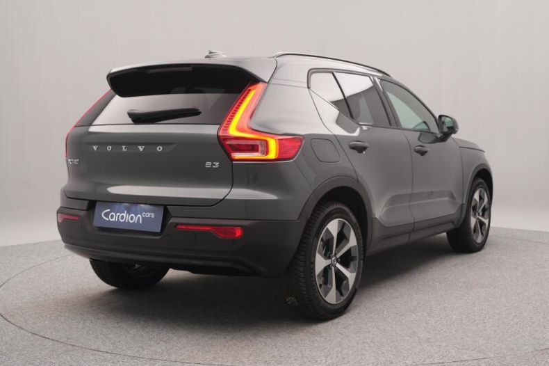 Volvo XC40 - hlavní fotka