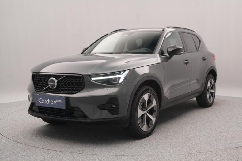 Volvo XC40 - hlavní foto