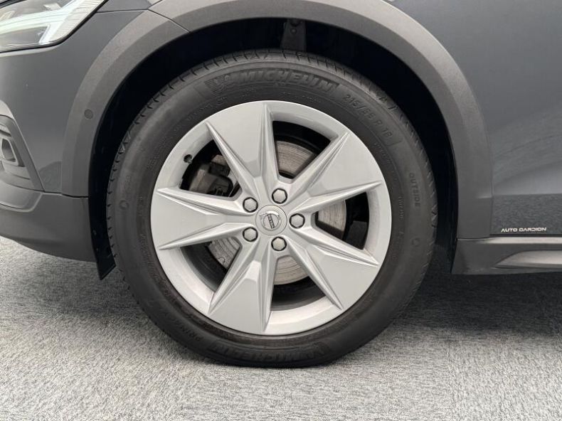 Volvo V60 - hlavní fotka