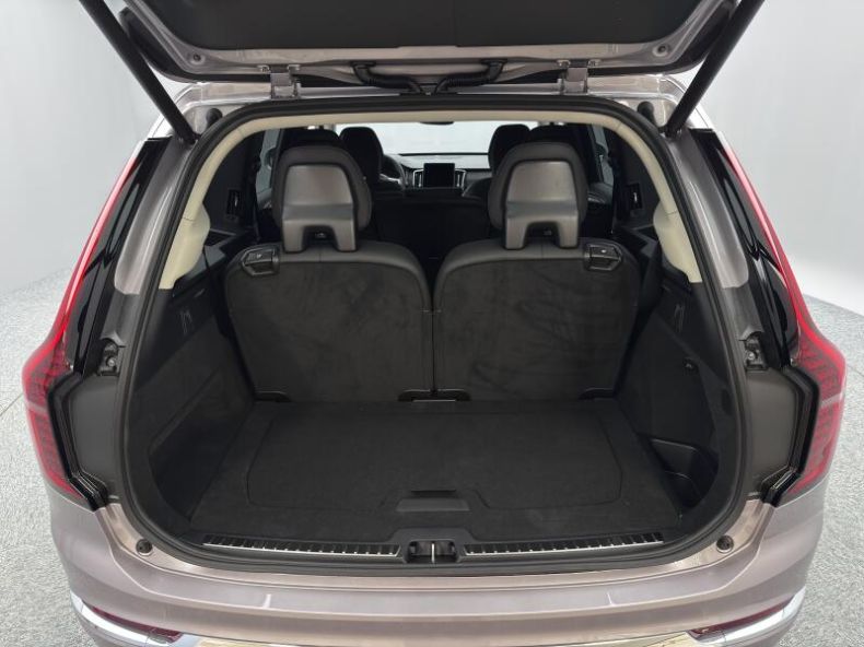 Volvo XC90 - hlavní fotka