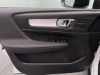 Volvo XC40 - fotka číslo 17