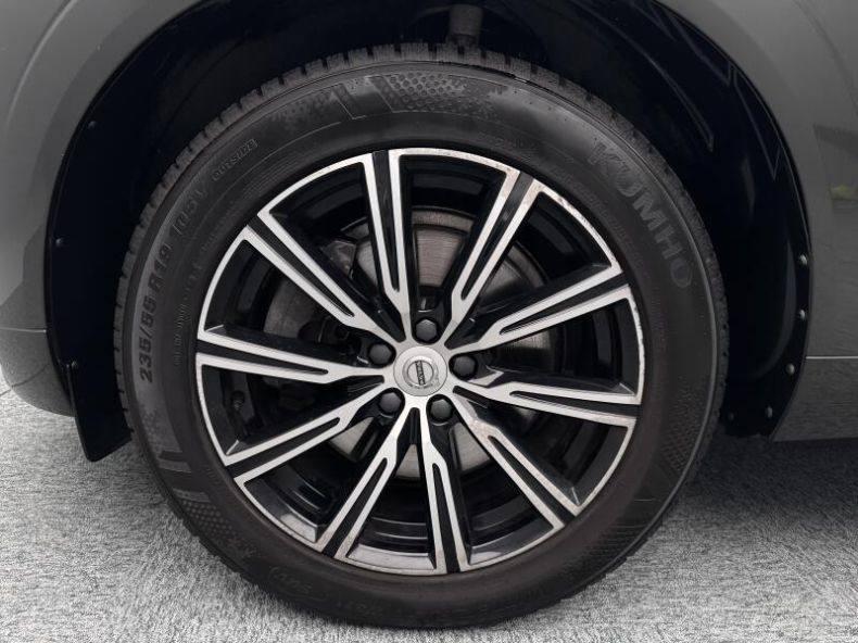 Volvo XC60 - hlavní fotka