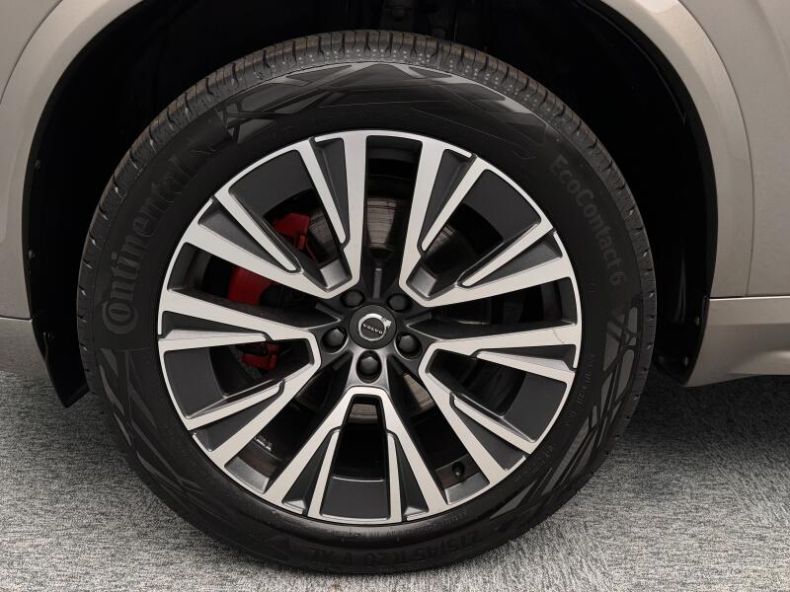 Volvo XC90 - hlavní fotka