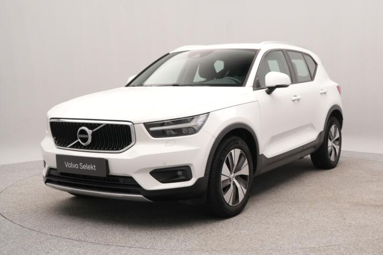 Volvo XC40 - hlavní foto