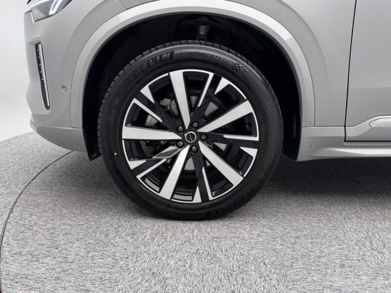 Volvo XC90 - hlavní fotka