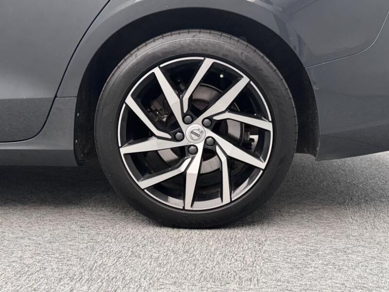Volvo V60 - hlavní fotka
