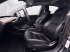 Tesla Model 3 - fotka číslo 3