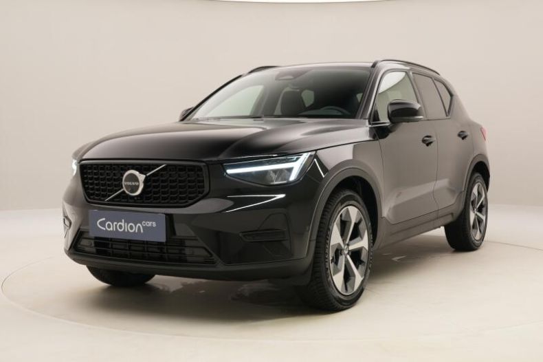Volvo XC40 - hlavní foto