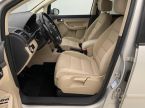 Volkswagen Touran - fotka číslo 2