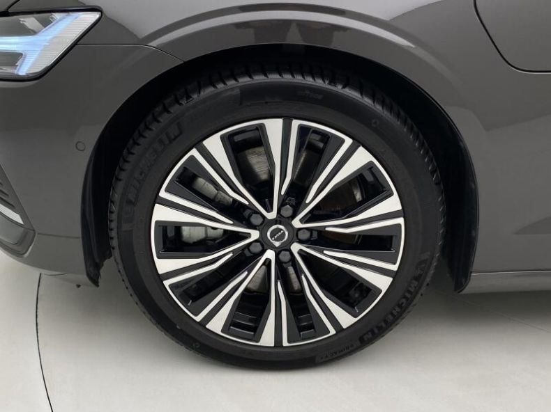 Volvo V60 - hlavní fotka