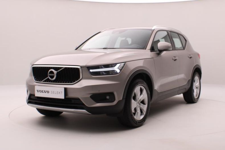 Volvo XC40 - hlavní foto