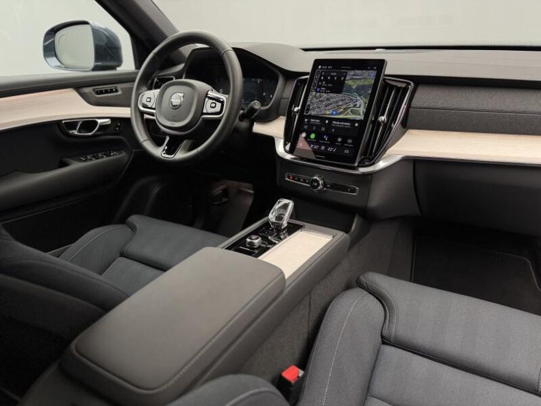 Volvo XC90 - hlavní fotka