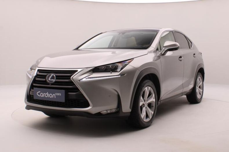 Lexus NX 300h - hlavní foto