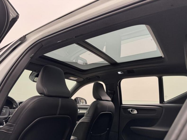 Volvo XC40 - hlavní fotka